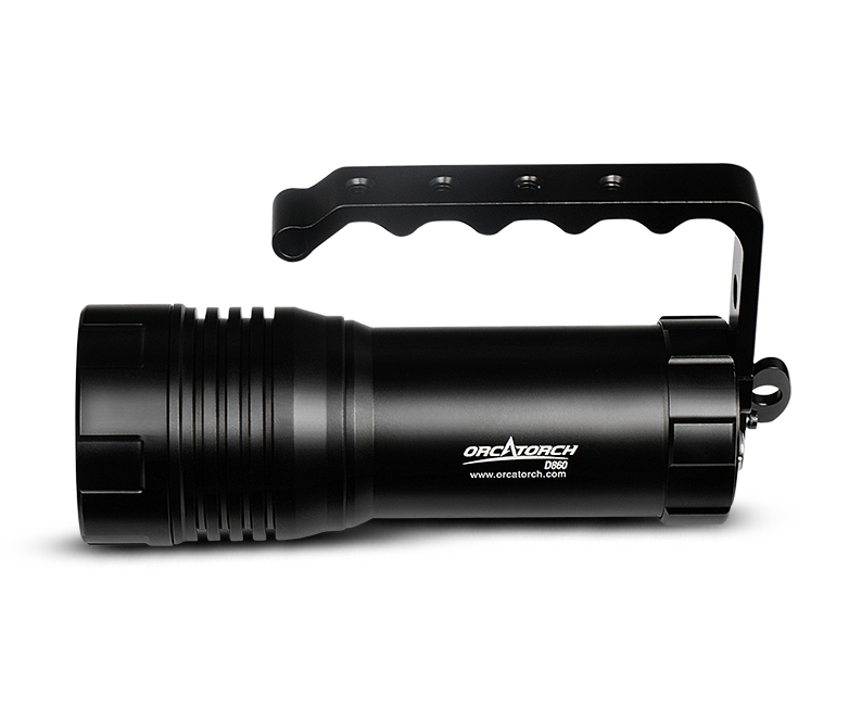 powerful diving flashlight for cave diving
