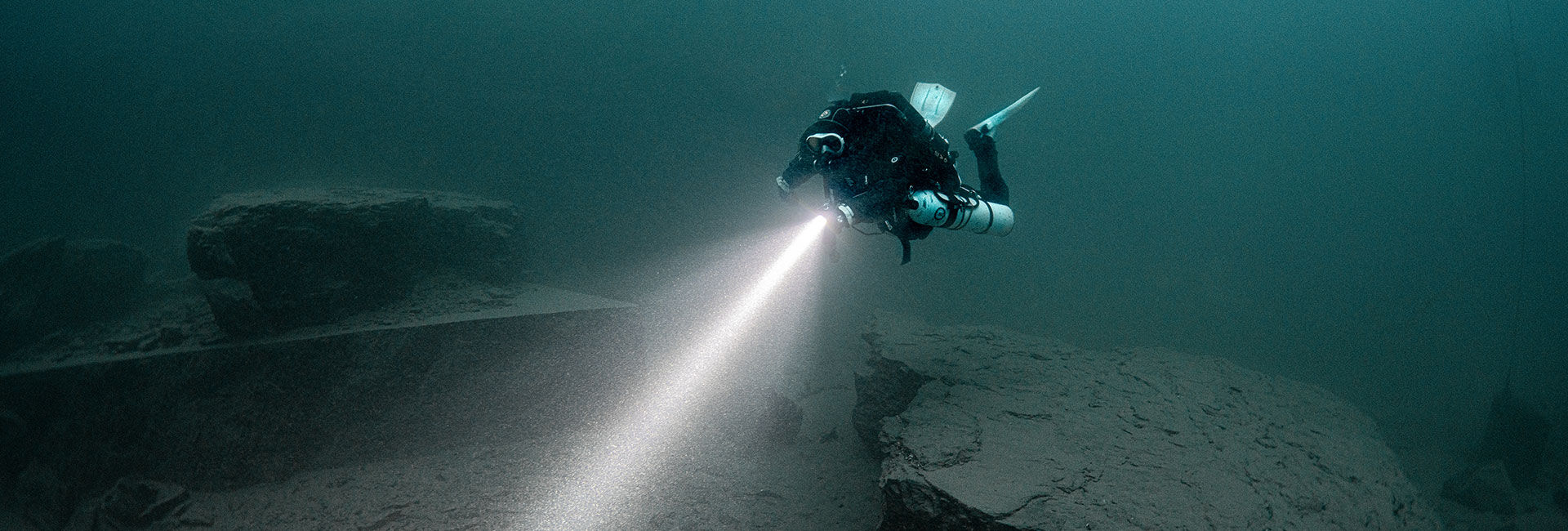 OrcaTorch D630 Canister Dive Light