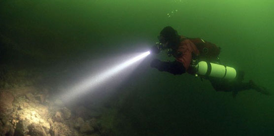 OrcaTorch D850 Dive Light Review