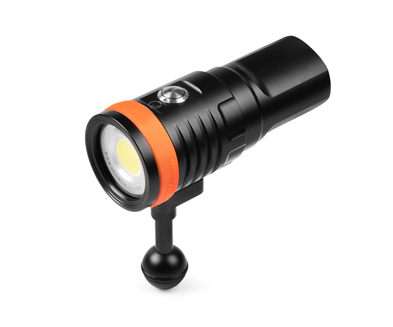 OrcaTorch D910V underwater photography lights